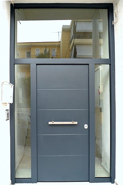 Πόρτα Αλουμινίου - Εισόδου Πολυκατοικίας Με 2 Σταθερά & Φεγγίτη