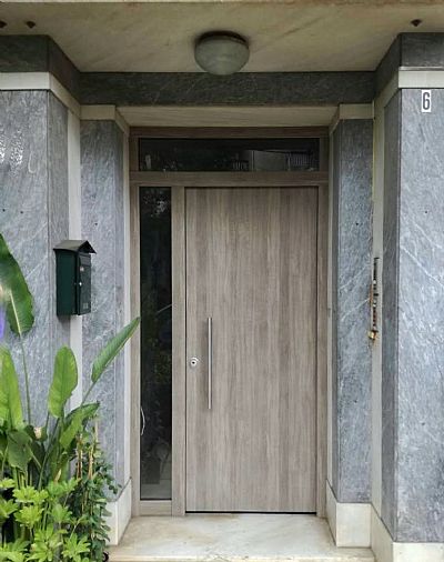Πόρτα Laminate - Εισόδου Πολυκατοικίας Με 1 Σταθερό & Φεγγίτη